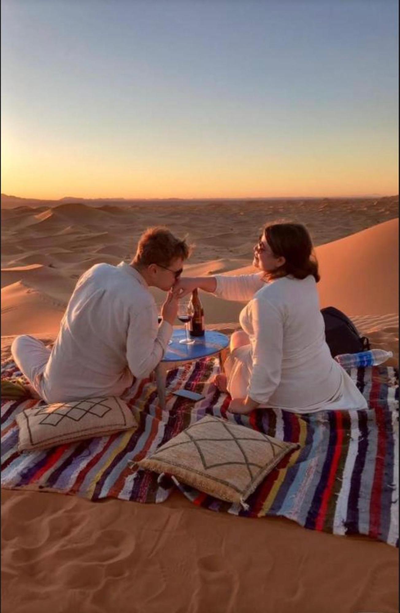 Отель Fantastic Luxury Camp Мерзуга Экстерьер фото