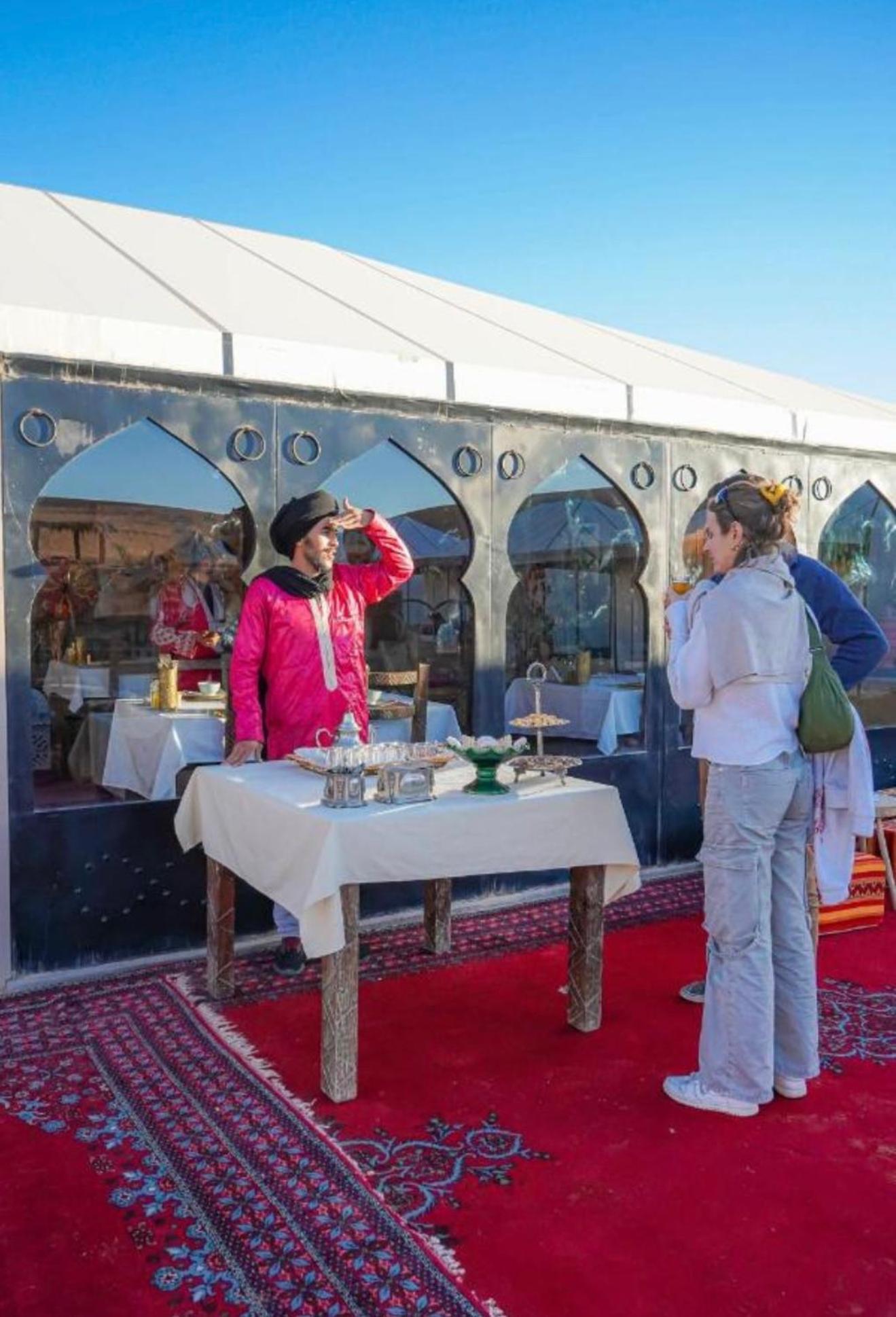 Отель Fantastic Luxury Camp Мерзуга Экстерьер фото